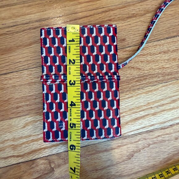 Mark & Graham Patterned Leather Charger Roll Up - Picture 6 of 7